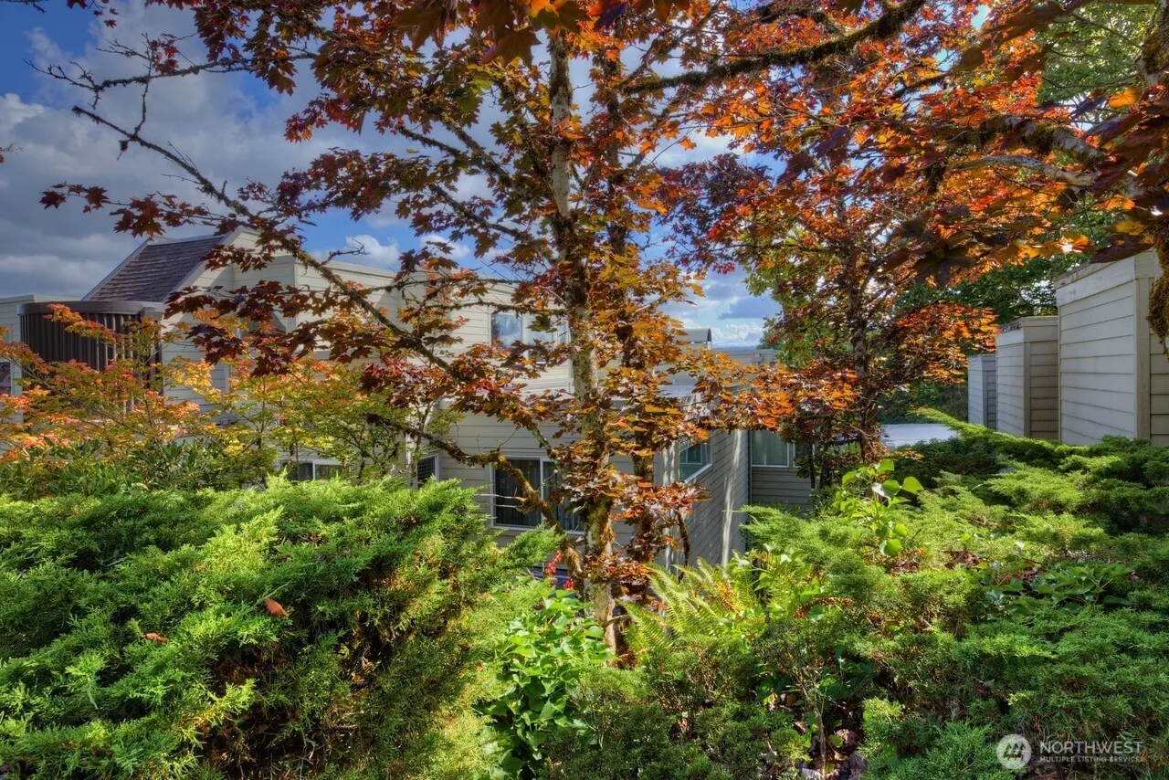7427 Old Redmond Road #322, Redmond, WA 98052
