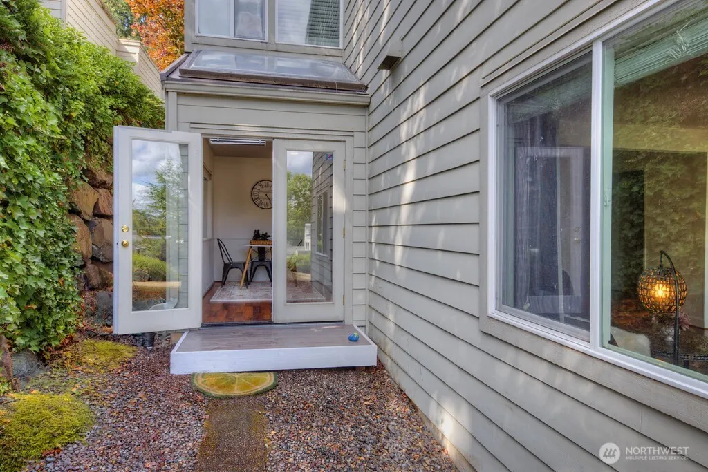 7427 Old Redmond Road #322, Redmond, WA 98052