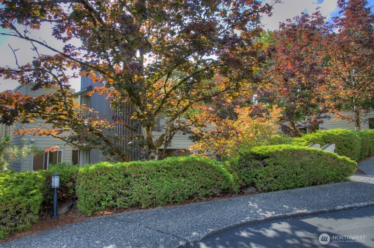 7427 Old Redmond Road #322, Redmond, WA 98052