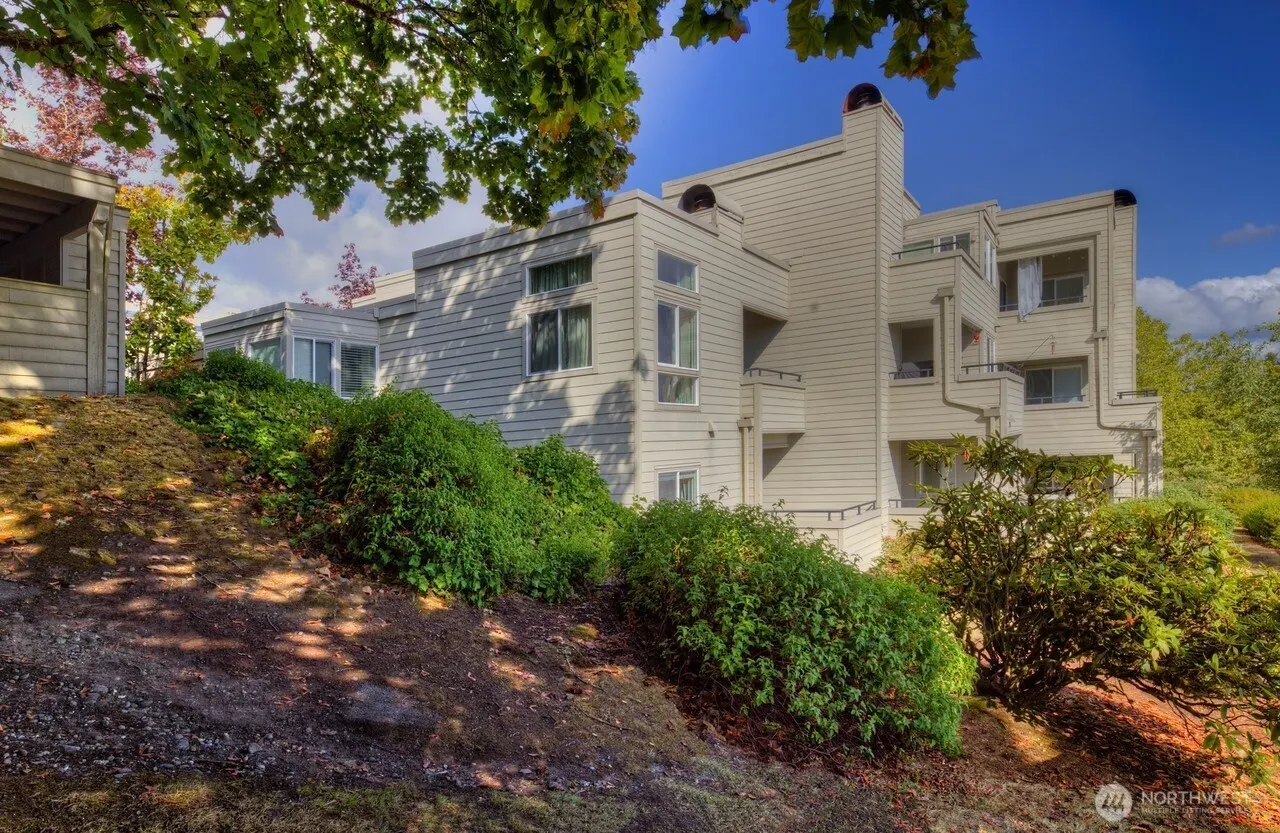 7427 Old Redmond Road #322, Redmond, WA 98052