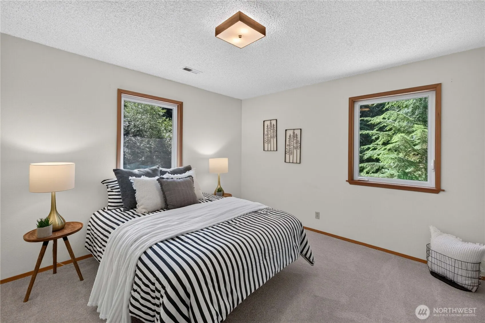 17432 Issaquah Hobart Road SE, Issaquah, WA 98027-6918