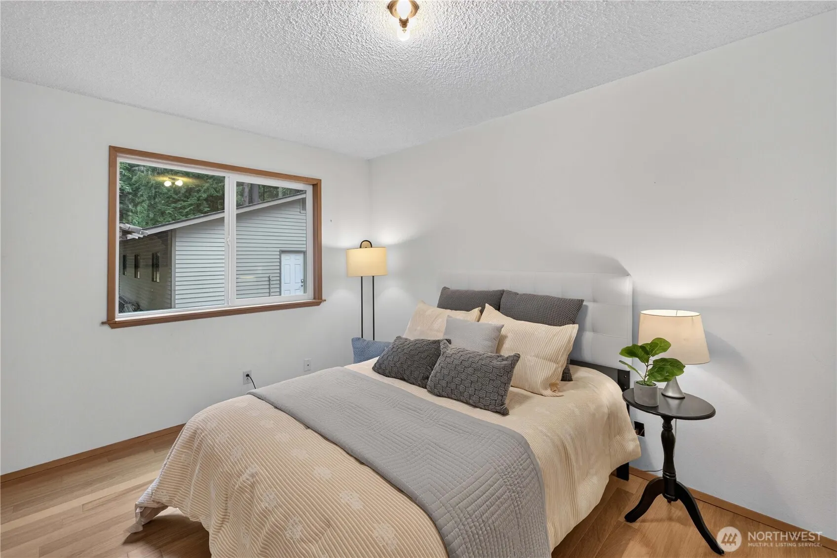 17432 Issaquah Hobart Road SE, Issaquah, WA 98027-6918