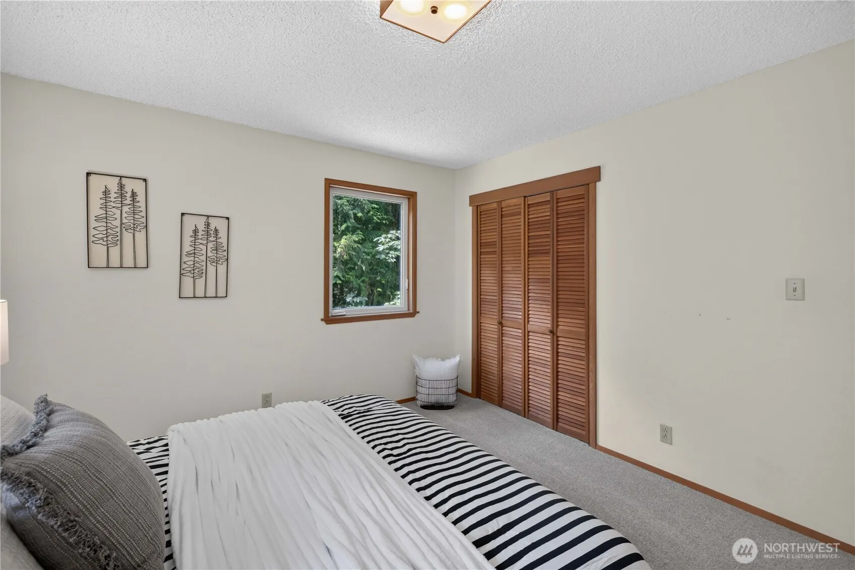 17432 Issaquah Hobart Road SE, Issaquah, WA 98027-6918