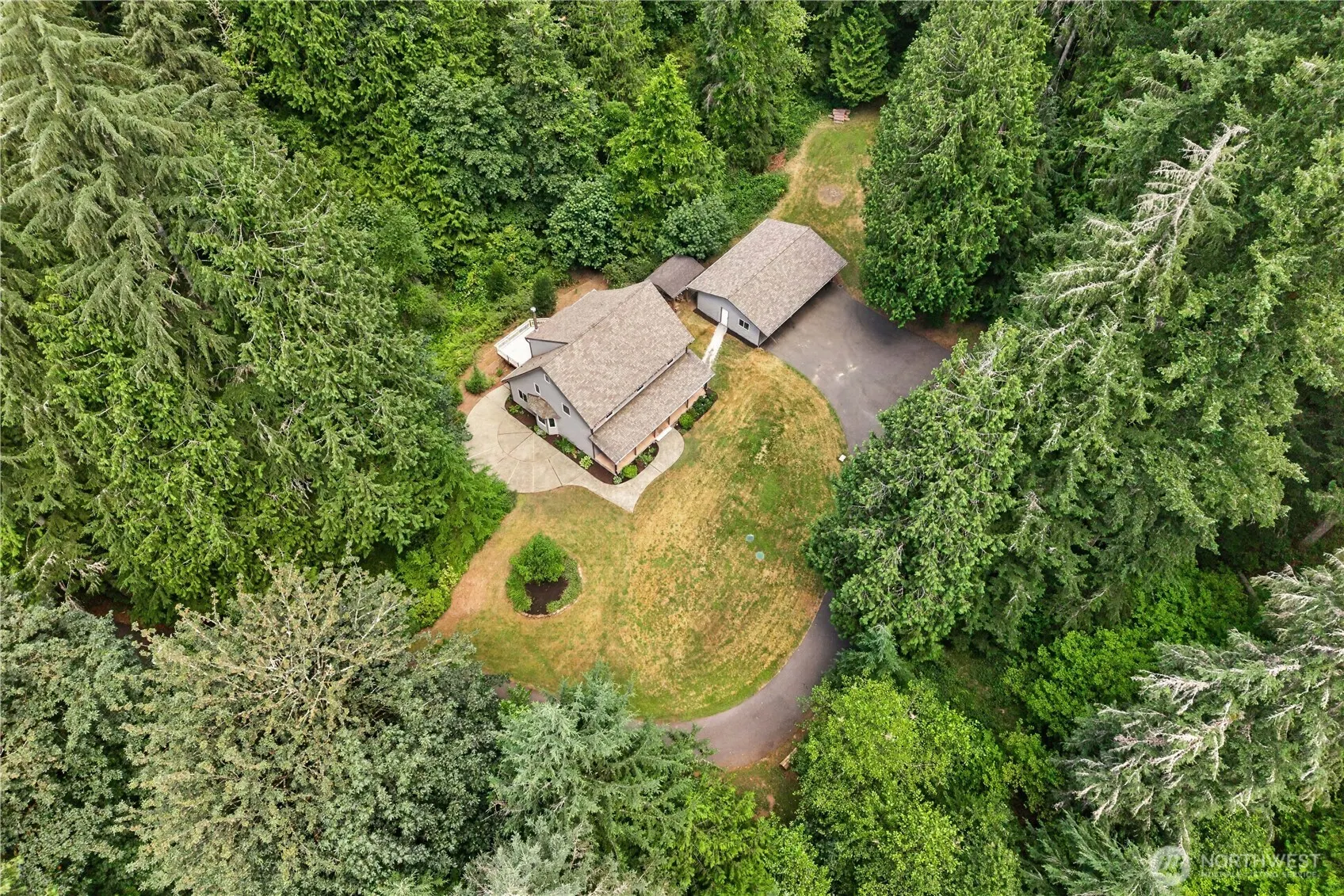 17432 Issaquah Hobart Road SE, Issaquah, WA 98027-6918