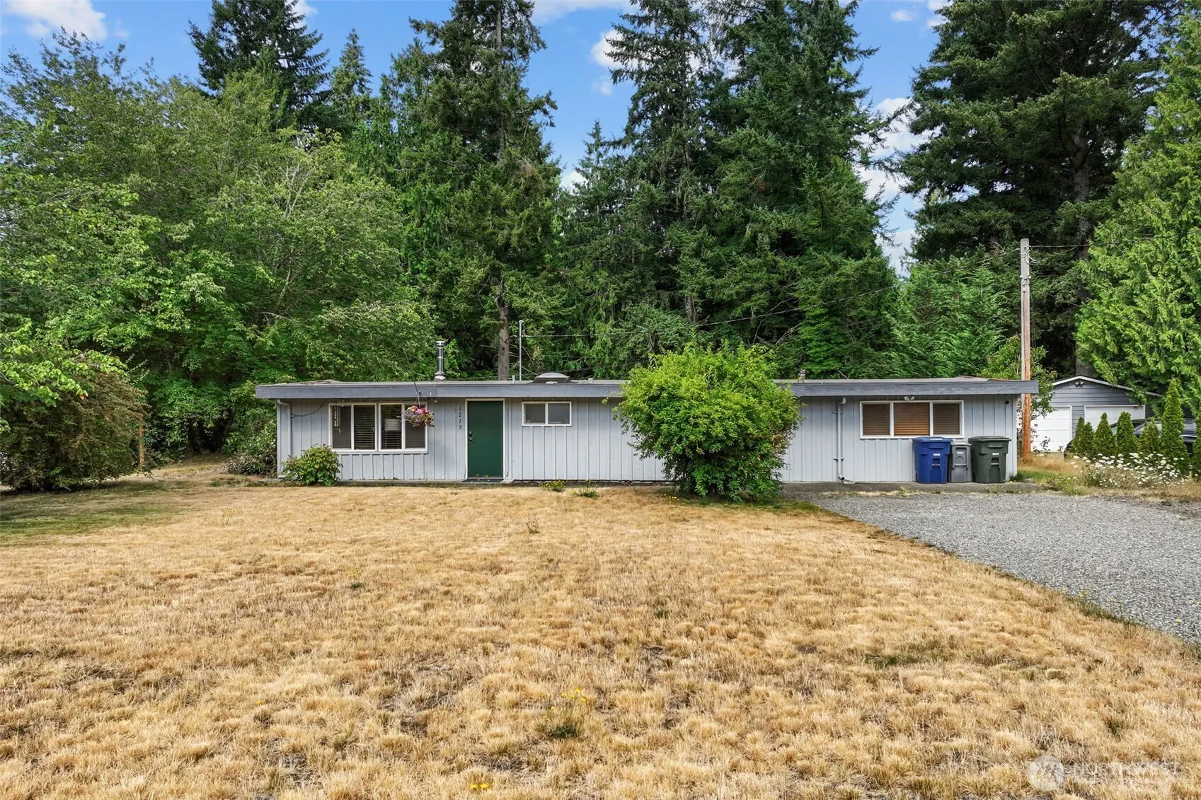 1215 244th Avenue NE, Sammamish, WA 98074-7334