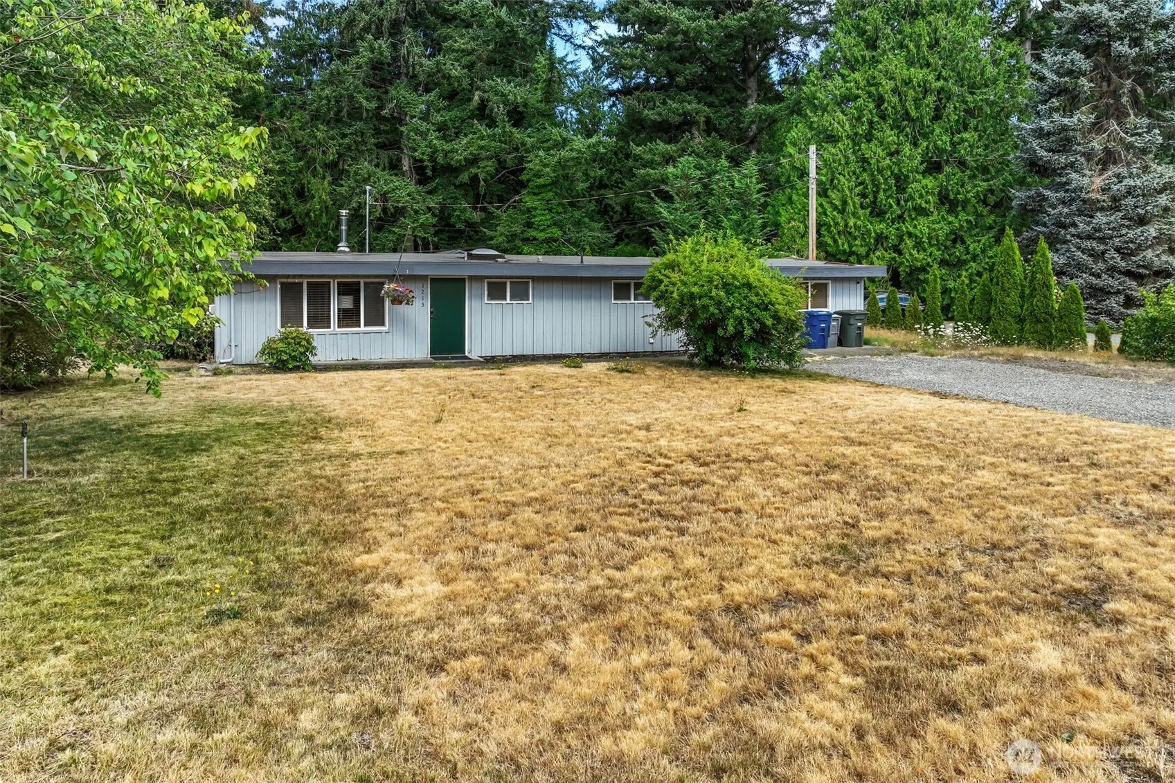 1215 244th Avenue NE, Sammamish, WA 98074-7334