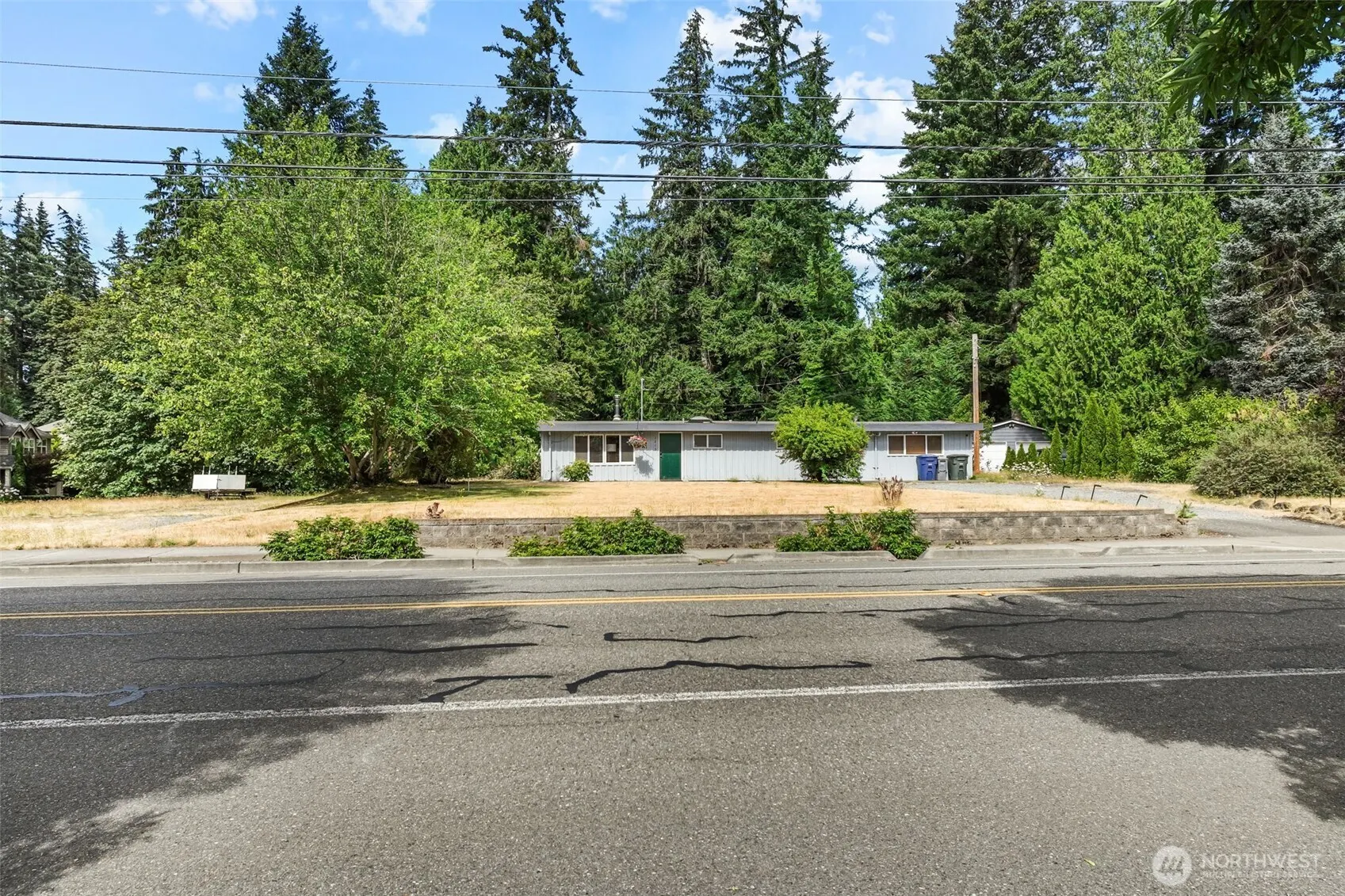 1215 244th Avenue NE, Sammamish, WA 98074-7334