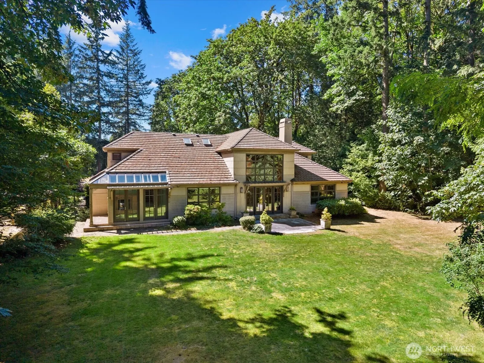 14228 236th Avenue NE, Woodinville, WA 98077