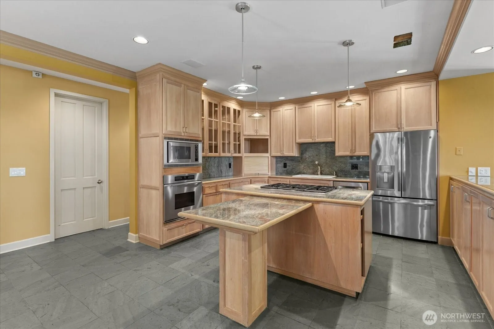 14228 236th Avenue NE, Woodinville, WA 98077