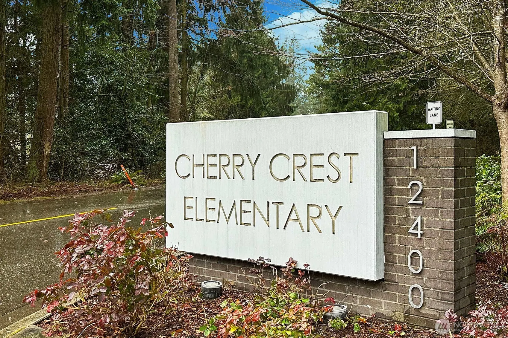 2810 127th Avenue NE, Bellevue, WA 98005