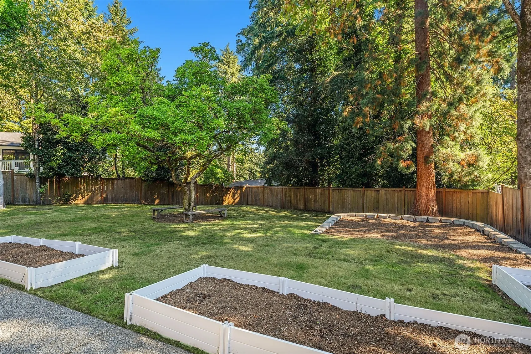 2810 127th Avenue NE, Bellevue, WA 98005