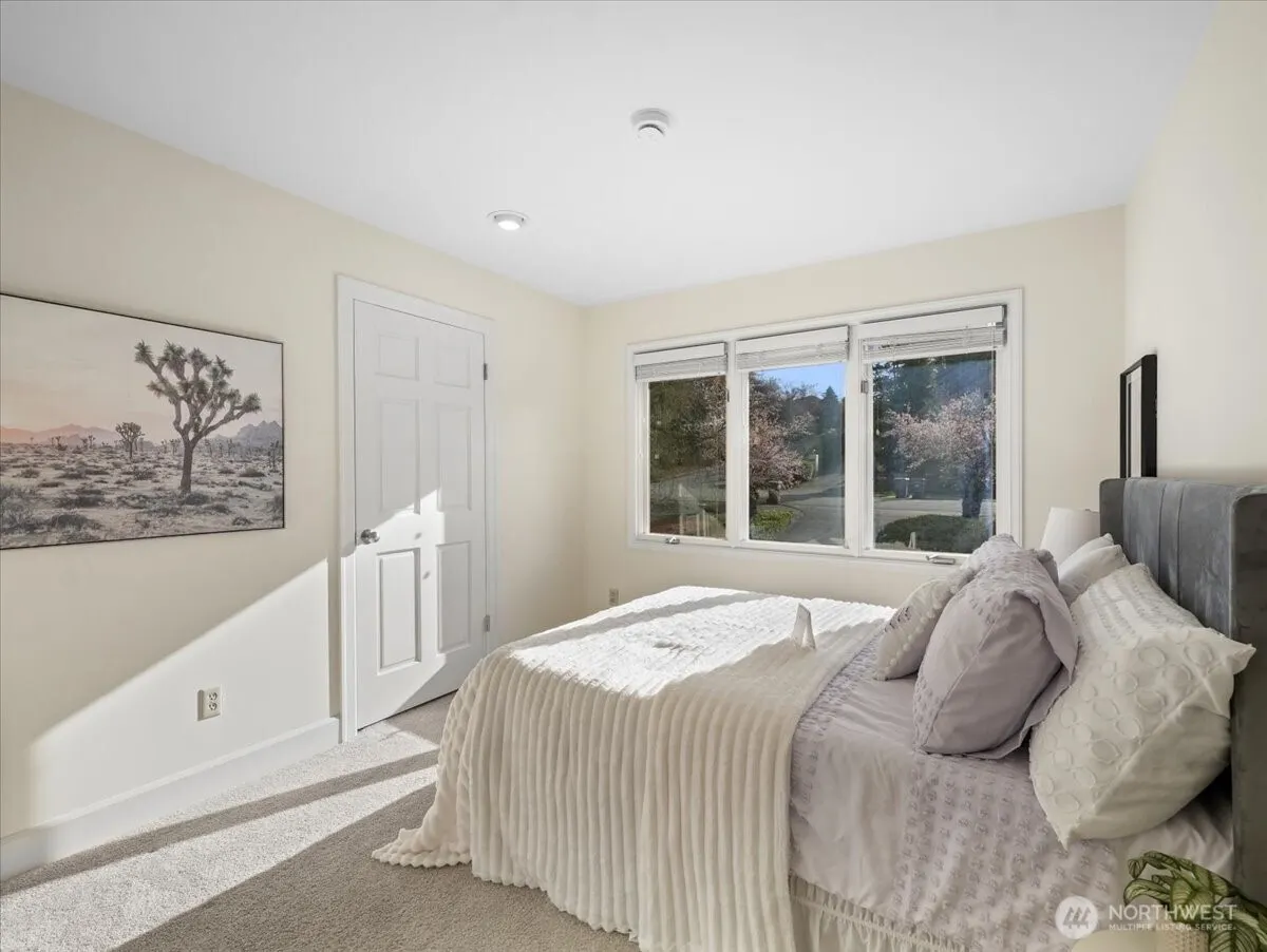 14823 164th Place NE, Woodinville, WA 98072