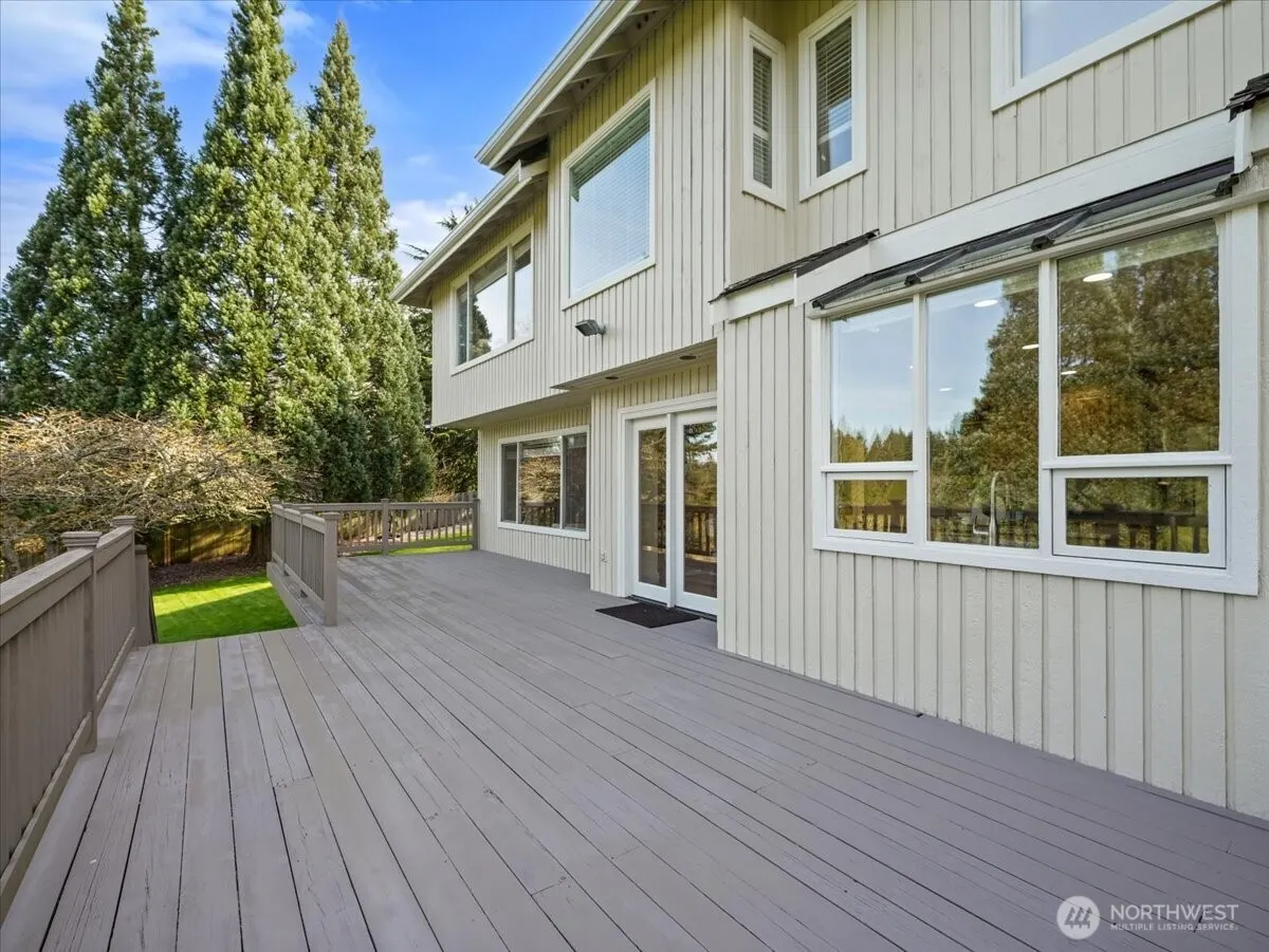 14823 164th Place NE, Woodinville, WA 98072