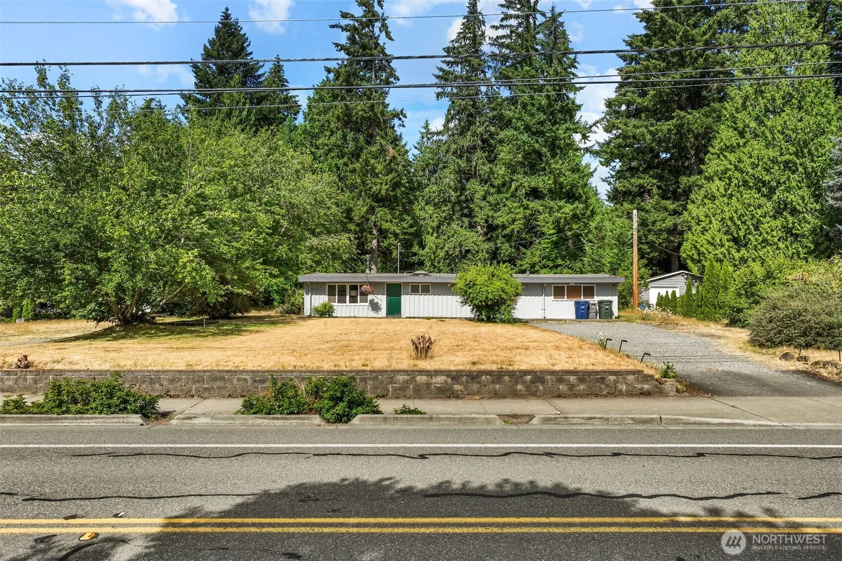 1215 244th Avenue NE, Sammamish, WA 98074-7334