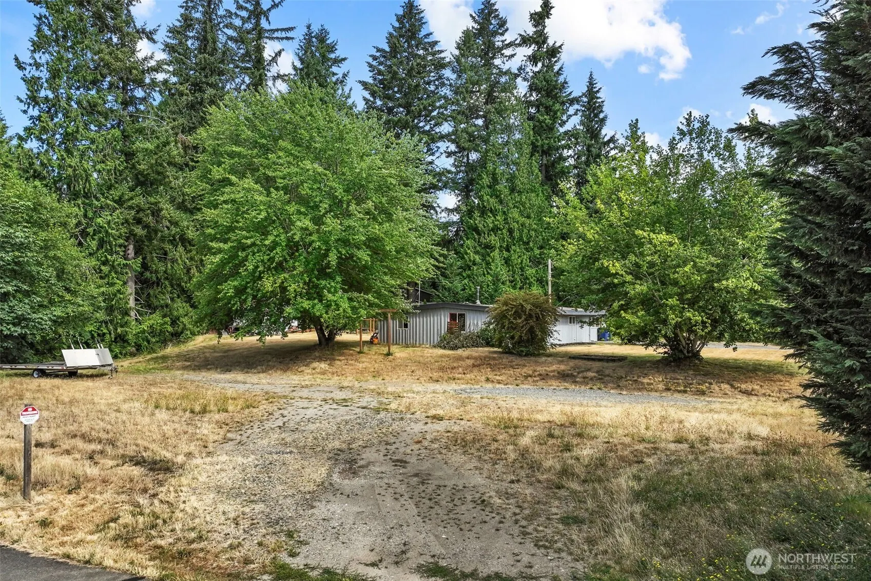 1215 244th Avenue NE, Sammamish, WA 98074-7334