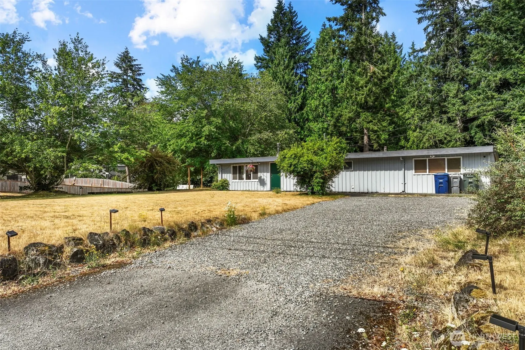 1215 244th Avenue NE, Sammamish, WA 98074-7334