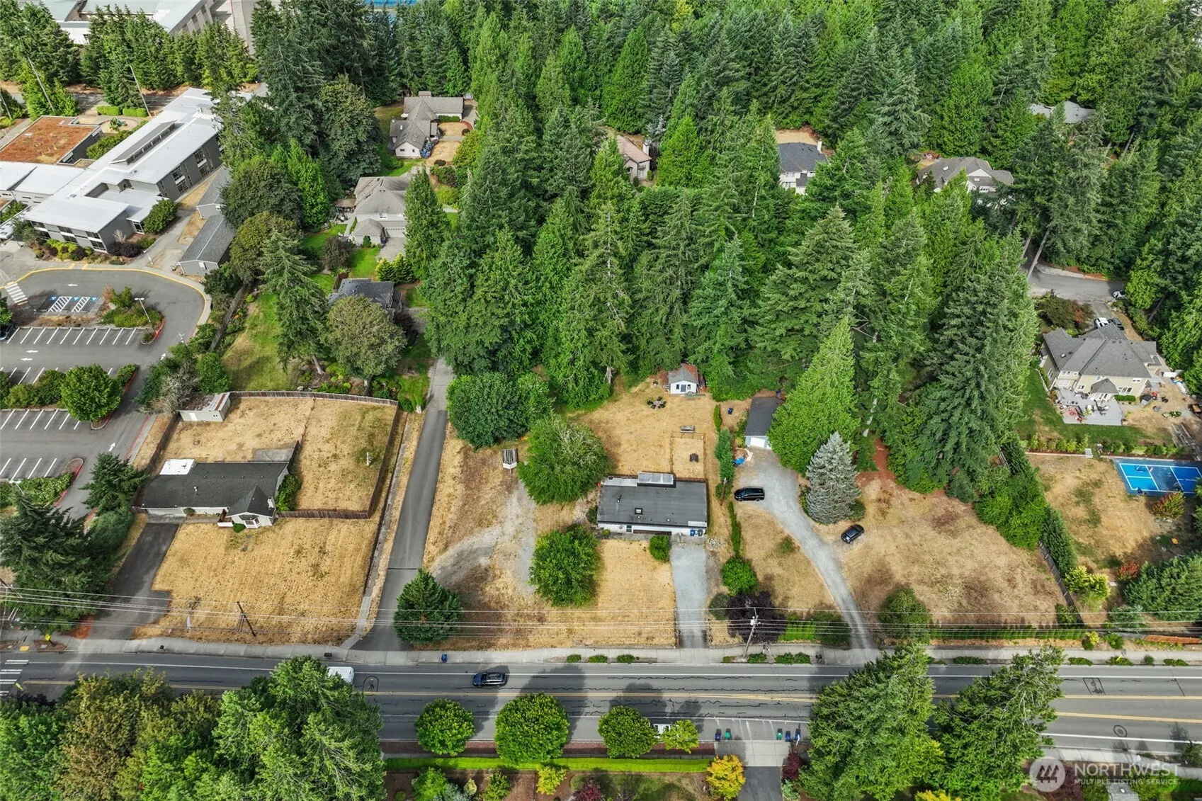 1215 244th Avenue NE, Sammamish, WA 98074-7334