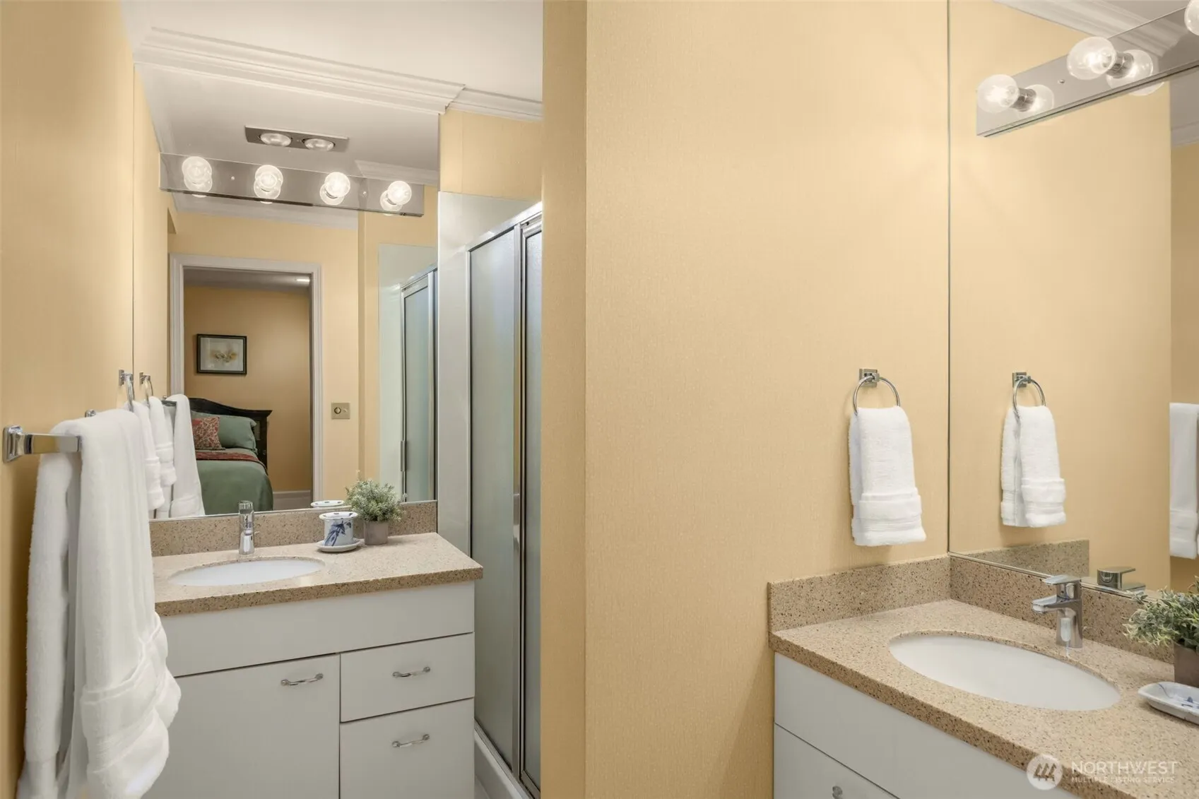 807 Lake Street S #301, Kirkland, WA 98033