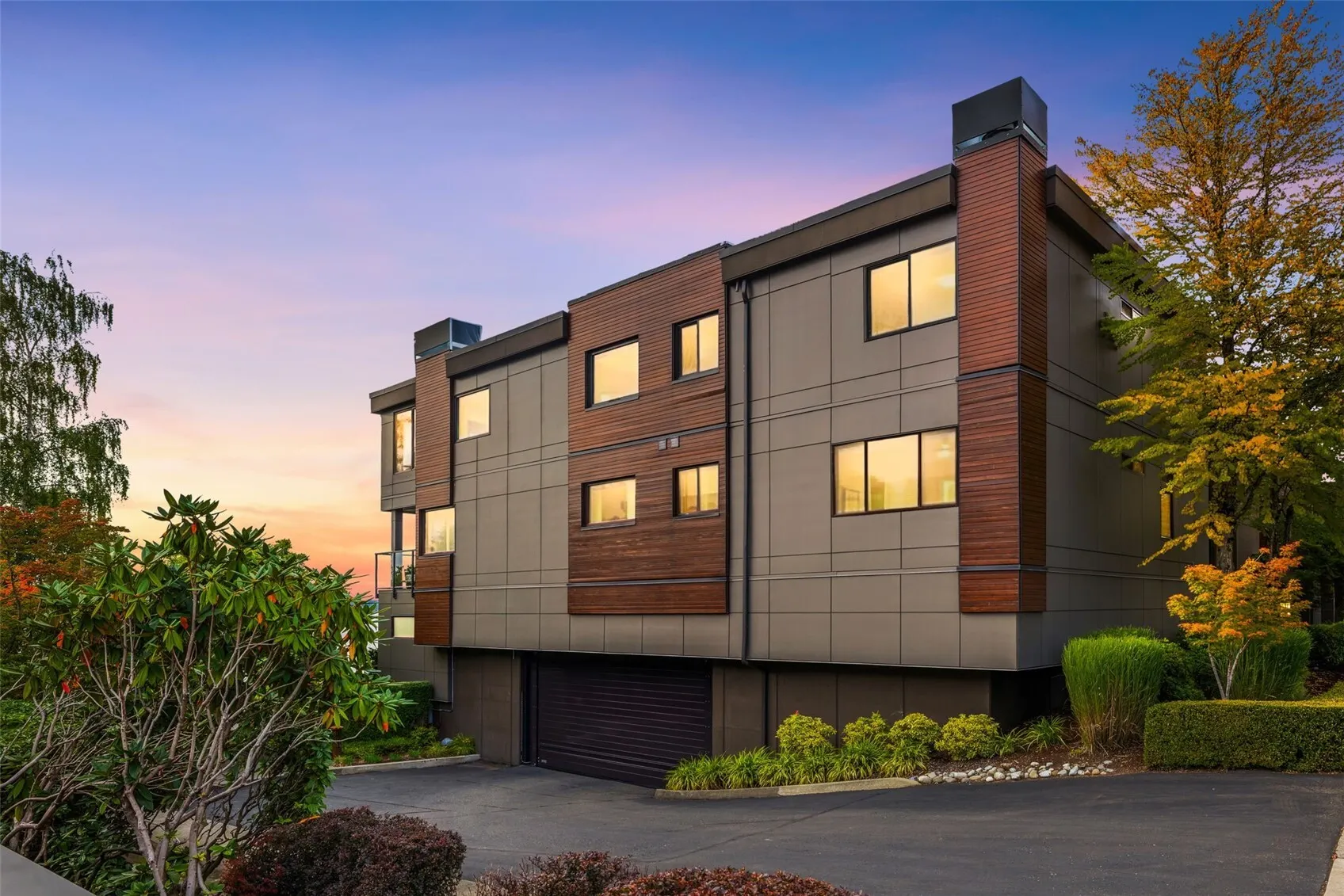 807 Lake Street S #301, Kirkland, WA 98033