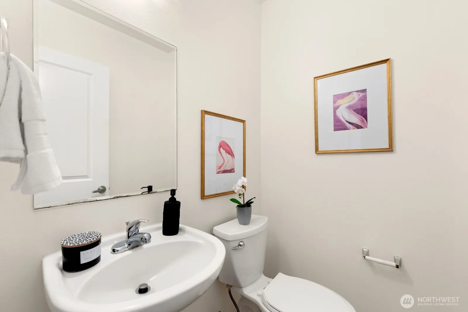 16418 NE 91st Street #105, Redmond, WA 98052