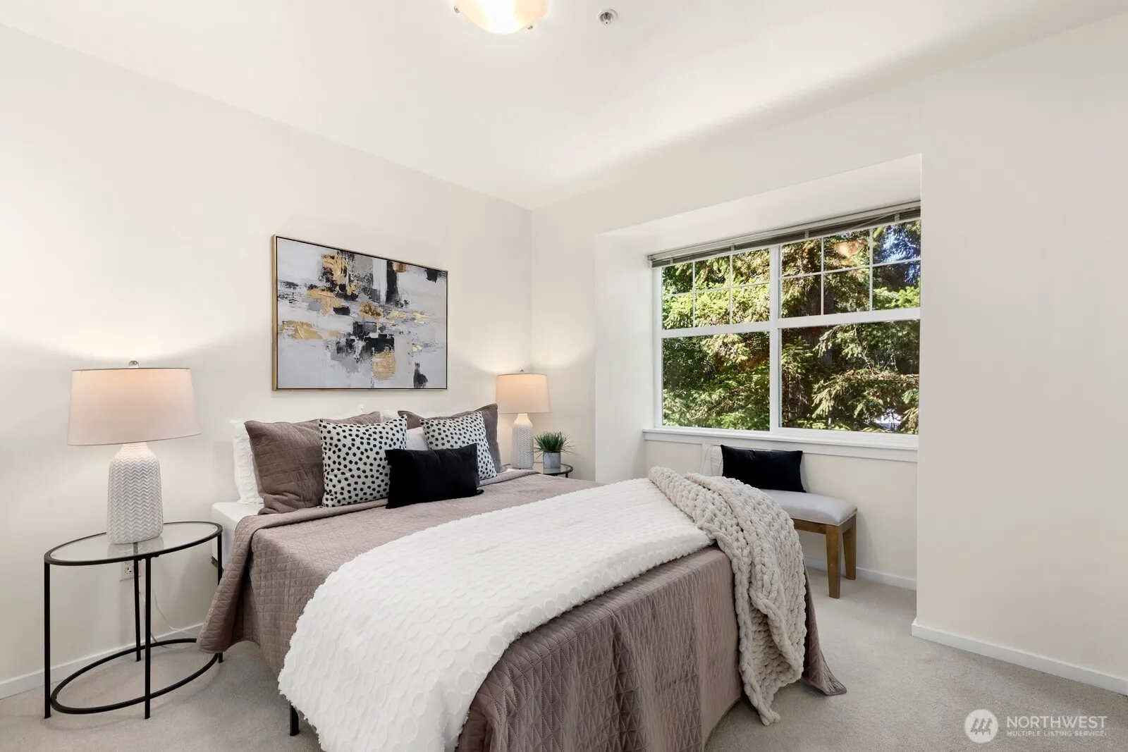 16418 NE 91st Street #105, Redmond, WA 98052