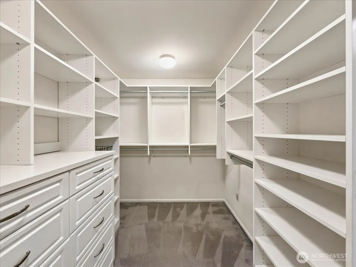 17020 NE 129th Circle , Redmond, WA 98052