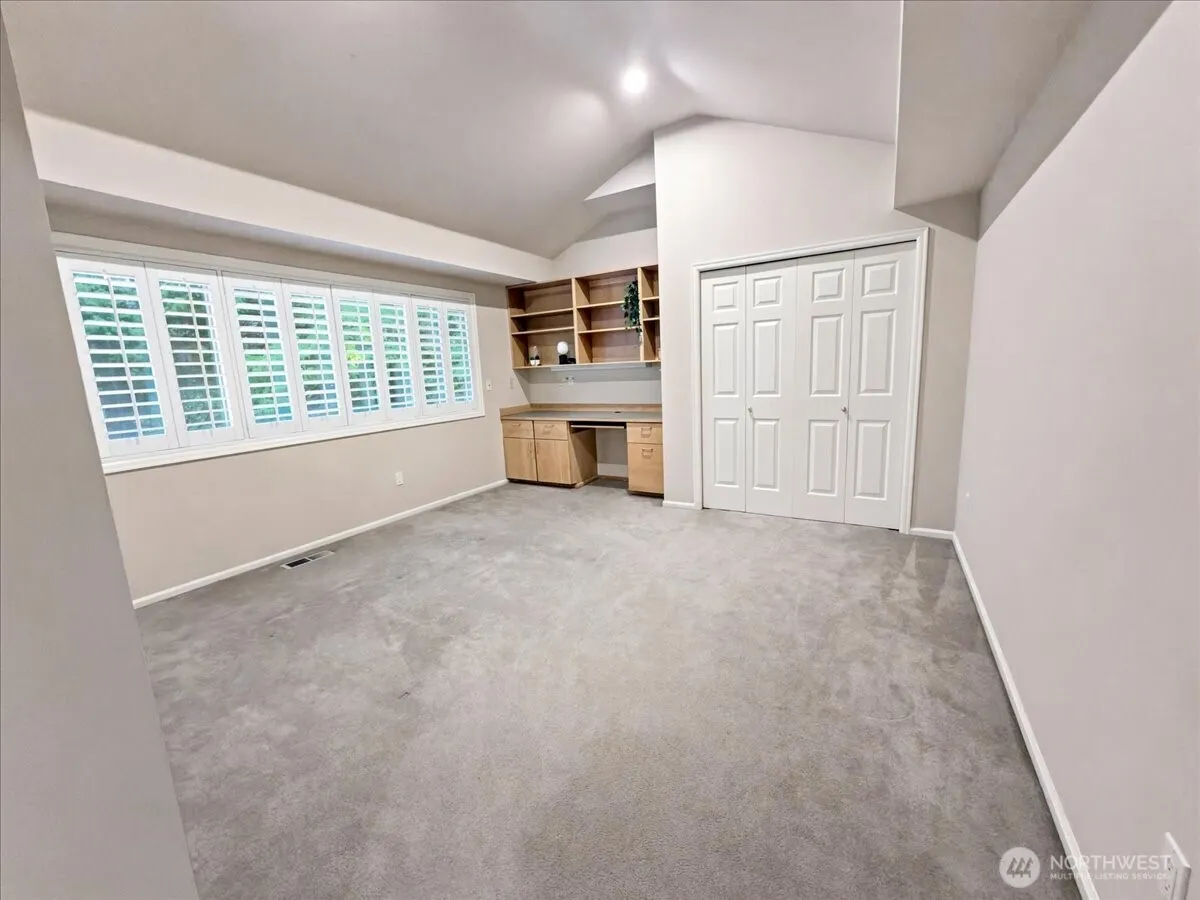 17020 NE 129th Circle , Redmond, WA 98052
