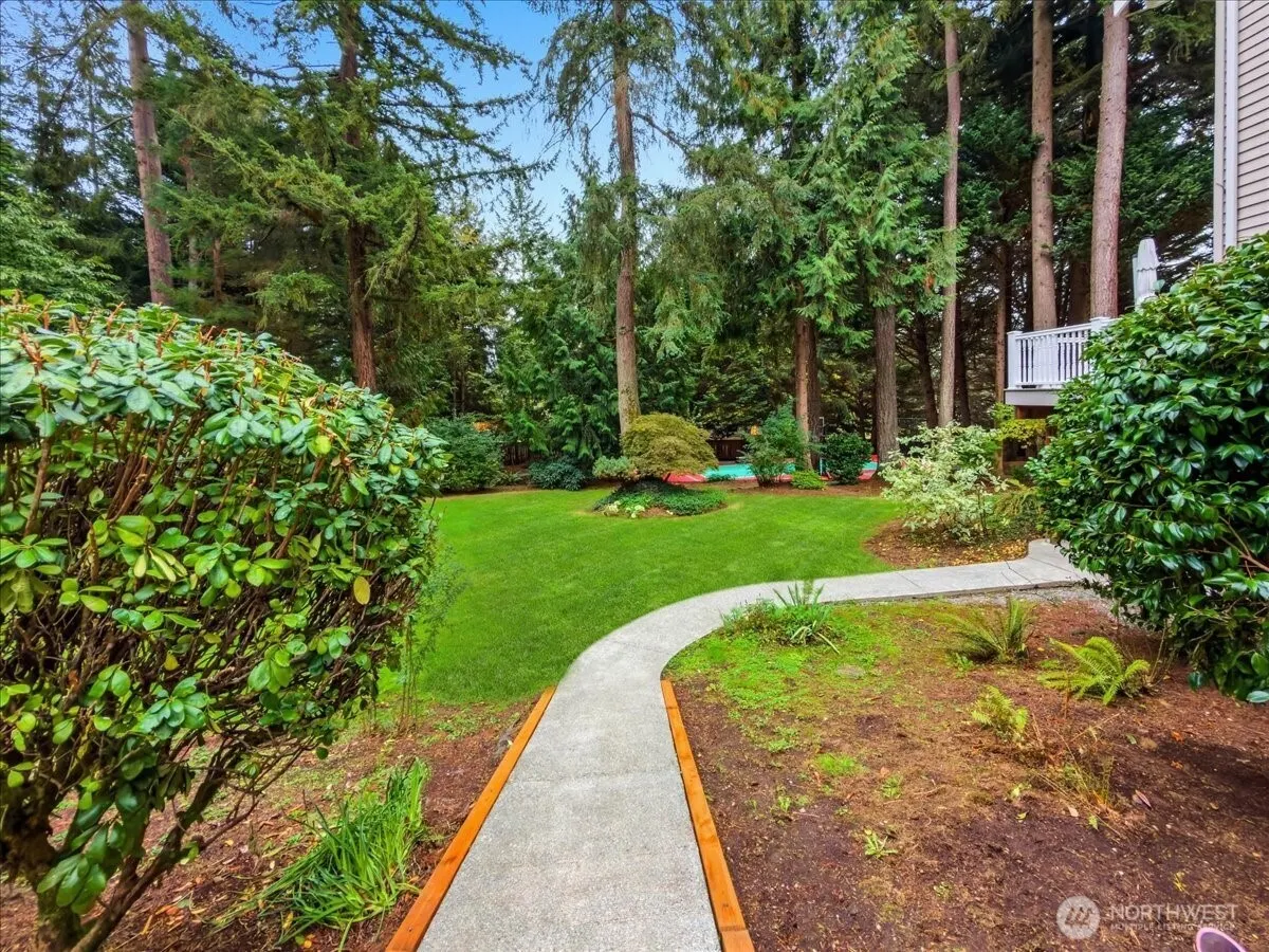 17020 NE 129th Circle , Redmond, WA 98052