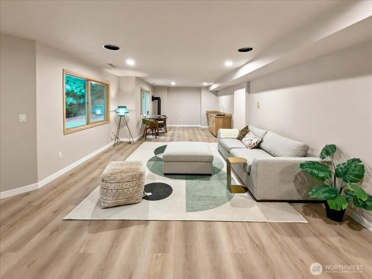 17020 NE 129th Circle , Redmond, WA 98052