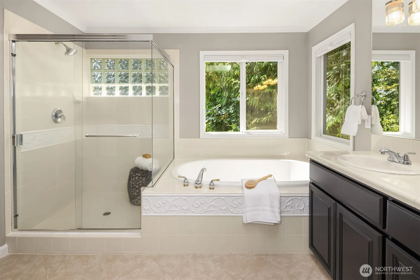 26233 SE 162nd Place , Issaquah, WA 98027