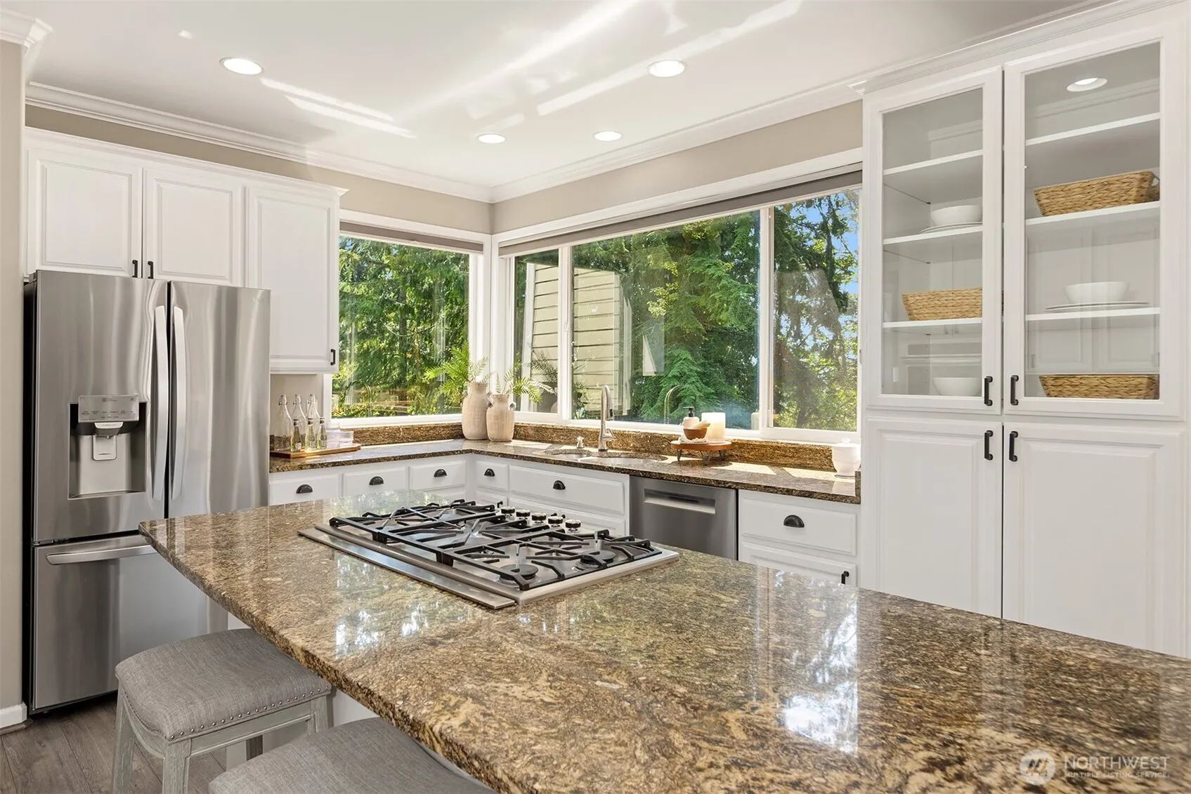 26233 SE 162nd Place , Issaquah, WA 98027