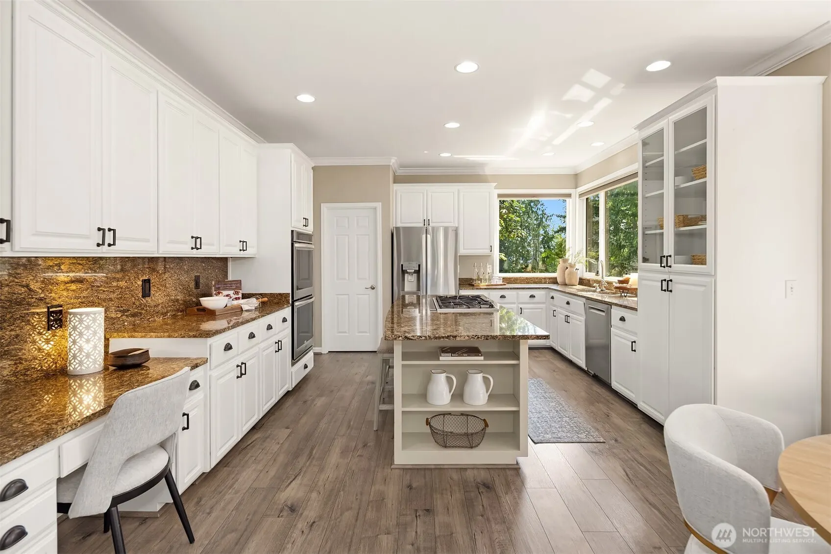 26233 SE 162nd Place , Issaquah, WA 98027
