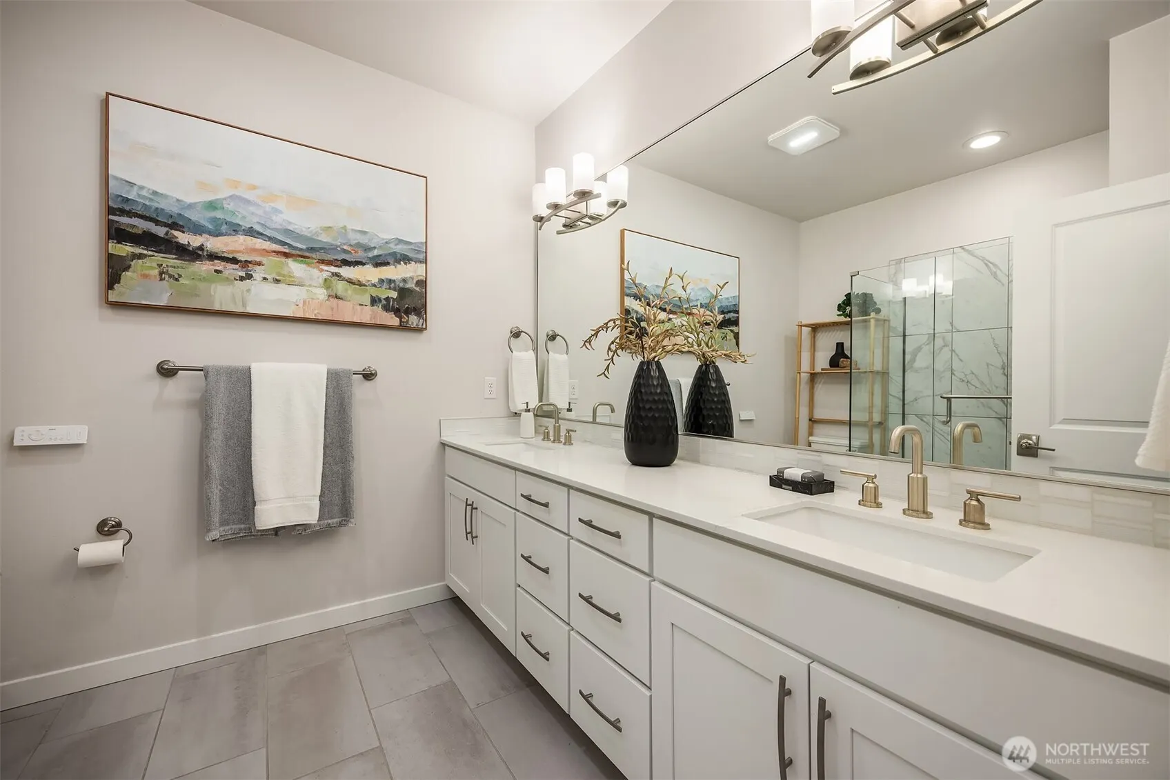 1053 6th Walk NE, Issaquah, WA 98029