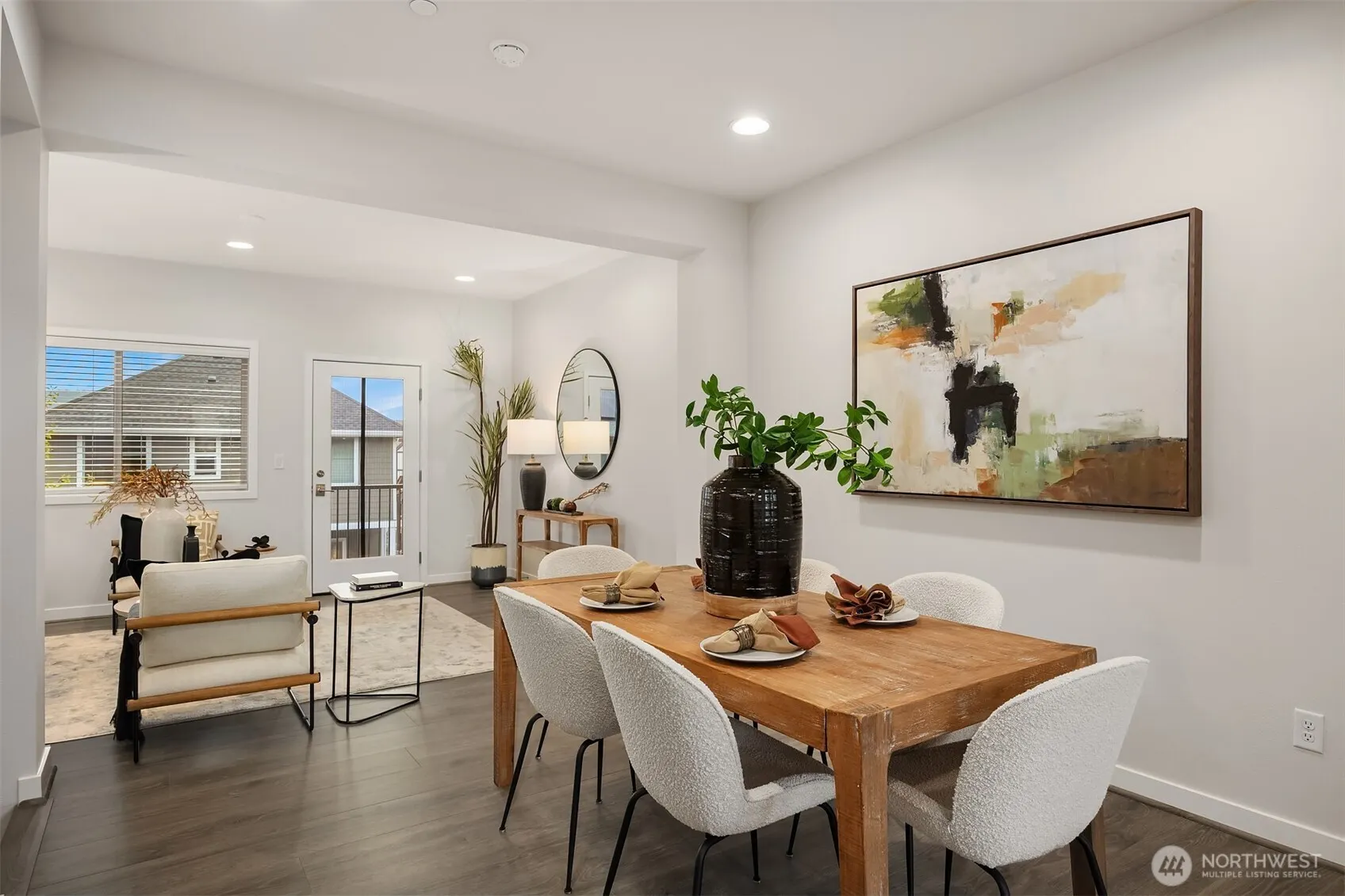 1053 6th Walk NE, Issaquah, WA 98029