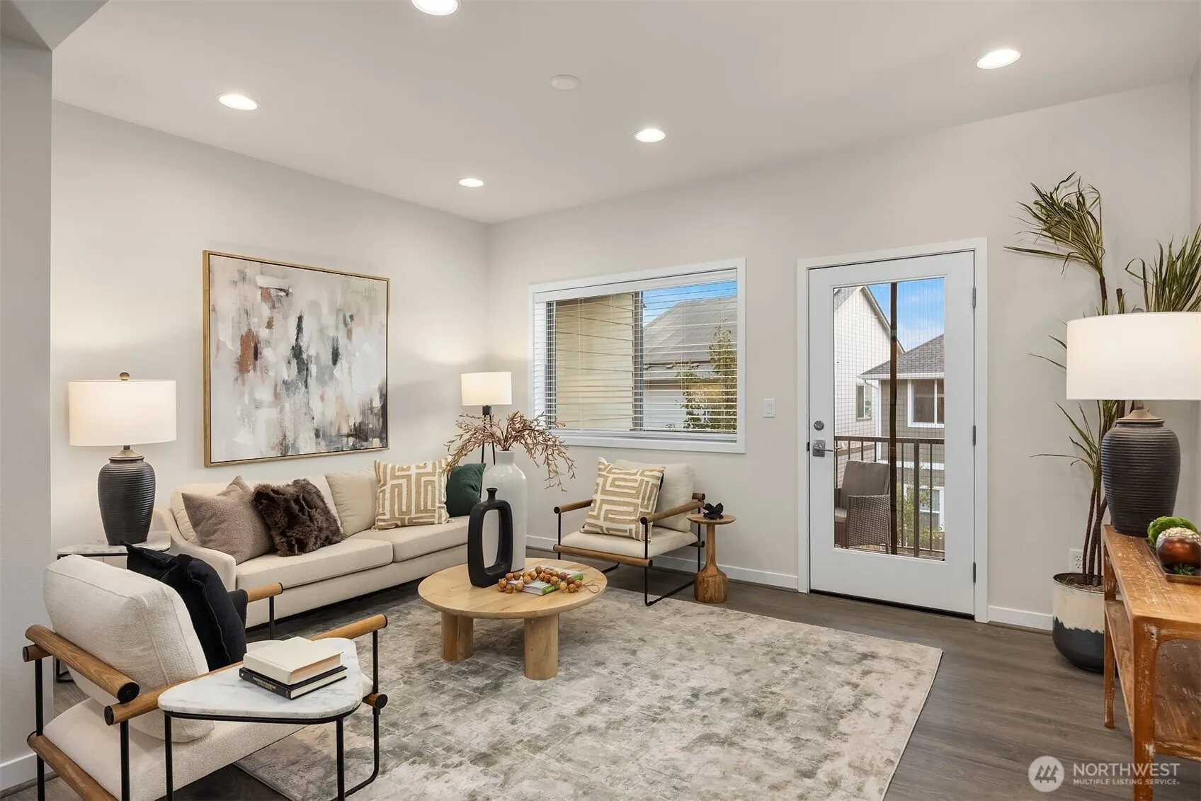 1053 6th Walk NE, Issaquah, WA 98029