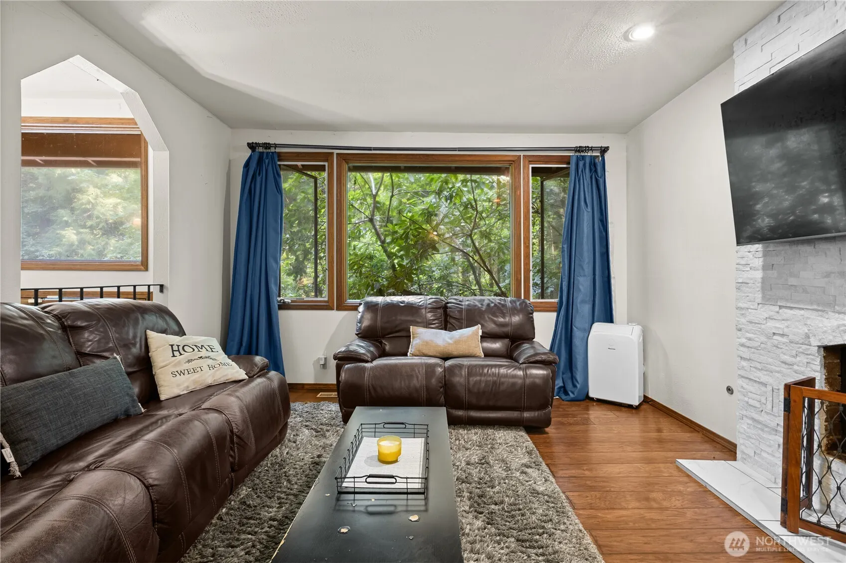 17909 230th Avenue NE, Woodinville, WA 98077