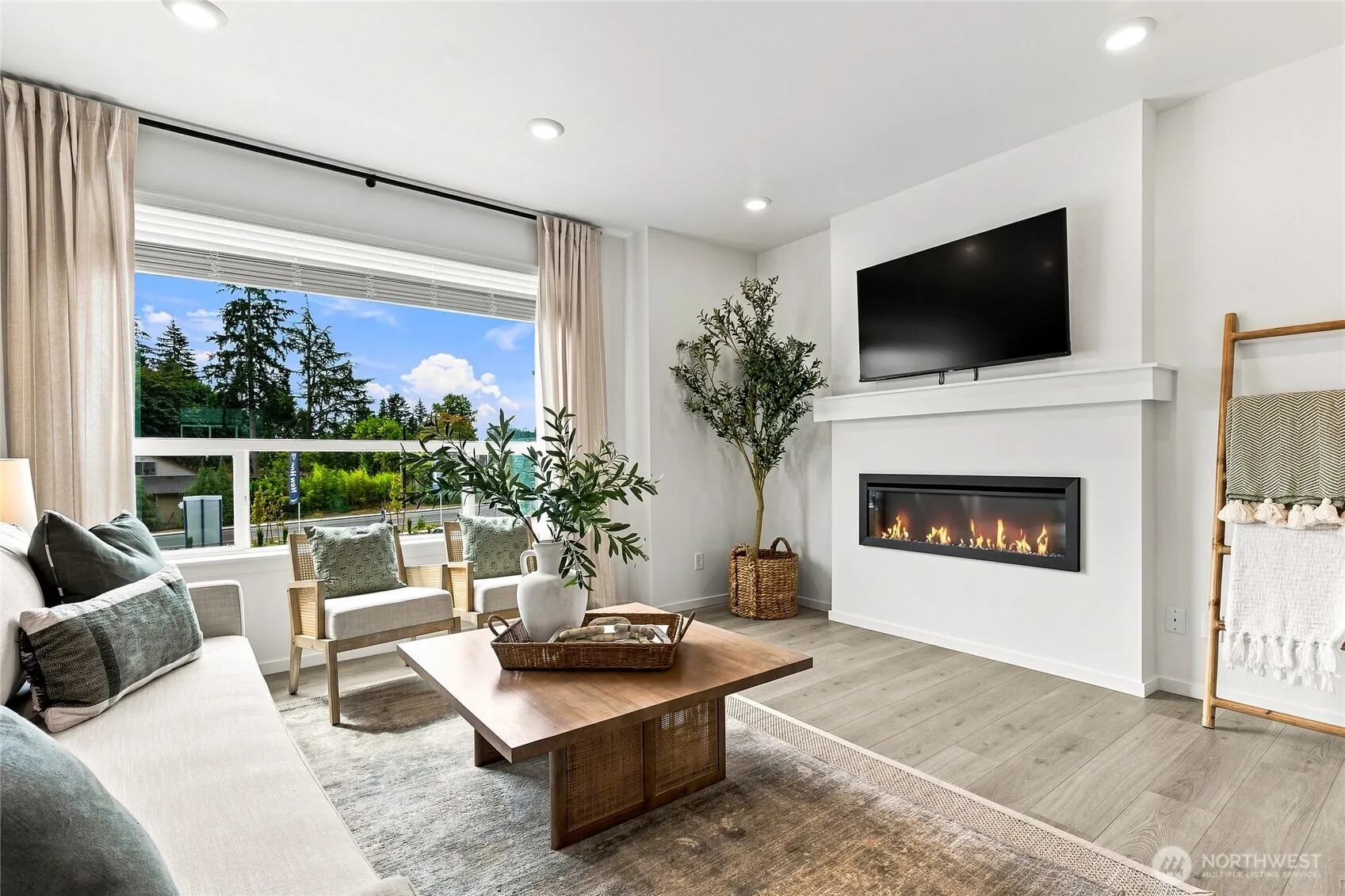1234 Tacoma Court NE #14, Renton, WA 98056