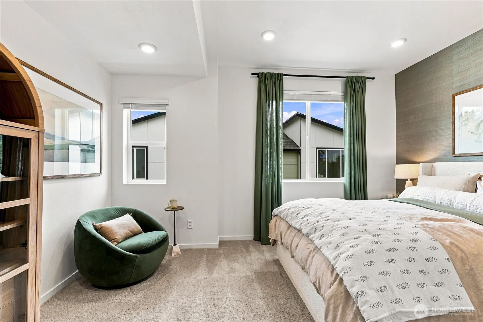 1234 Tacoma Court NE #14, Renton, WA 98056