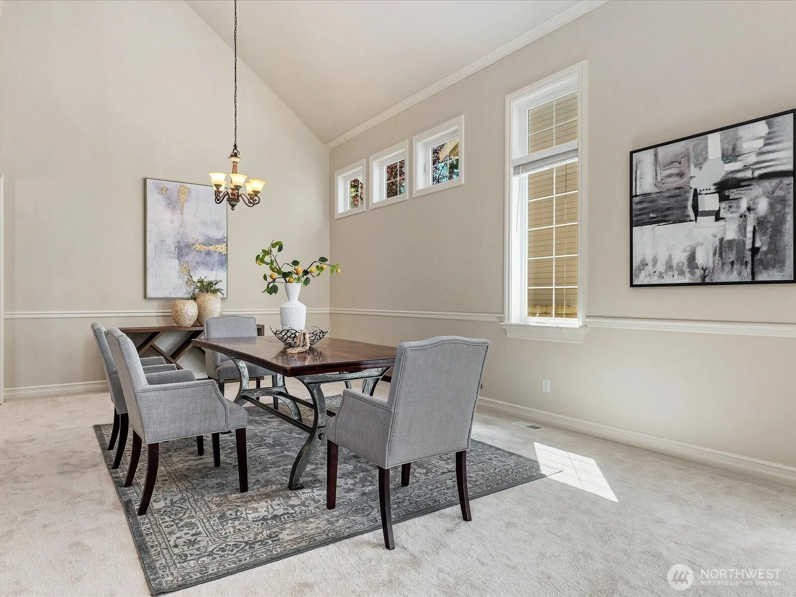 2058 211th Place SE, Sammamish, WA 98075