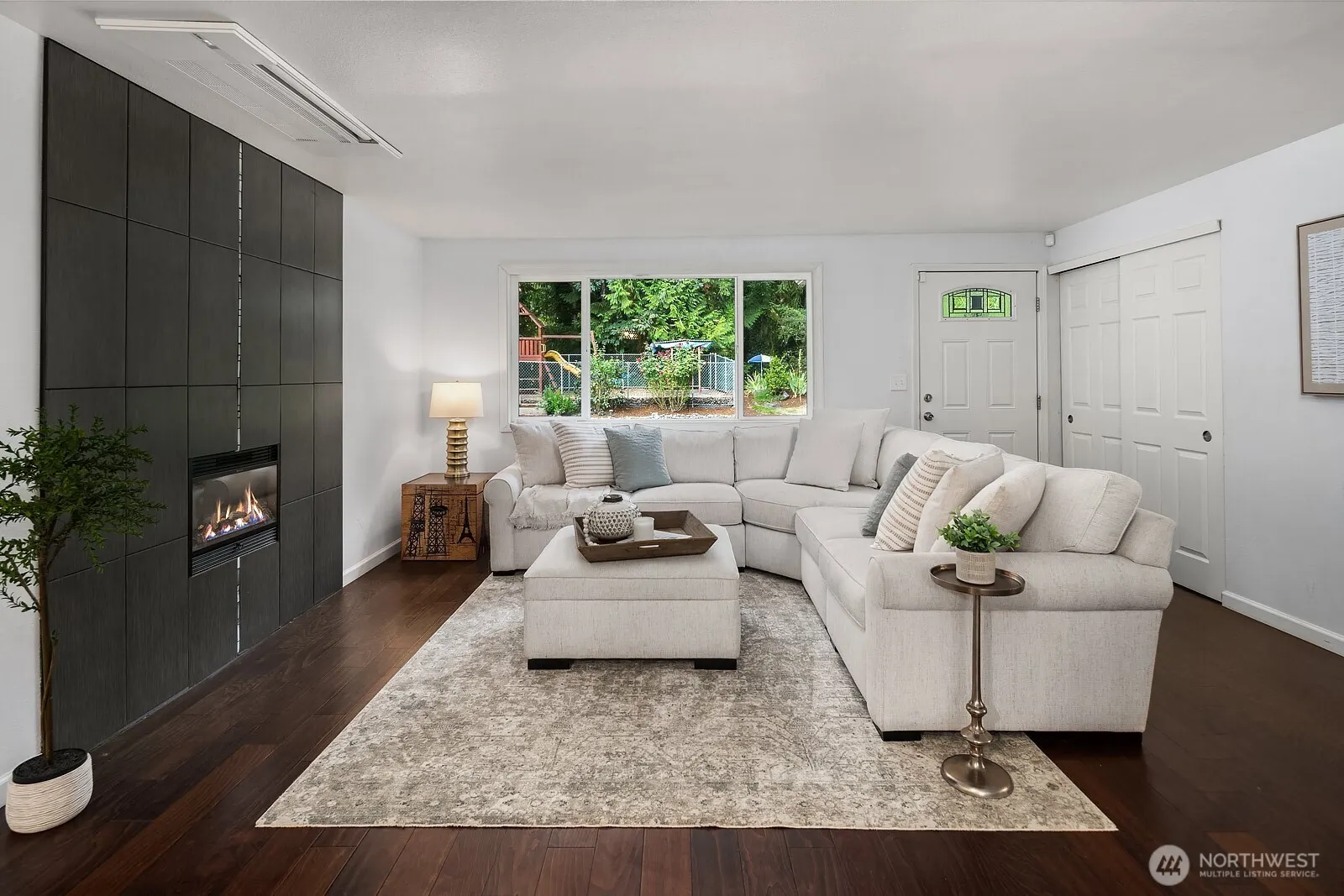 15650 Issaquah Hobart Road SE, Issaquah, WA 98027