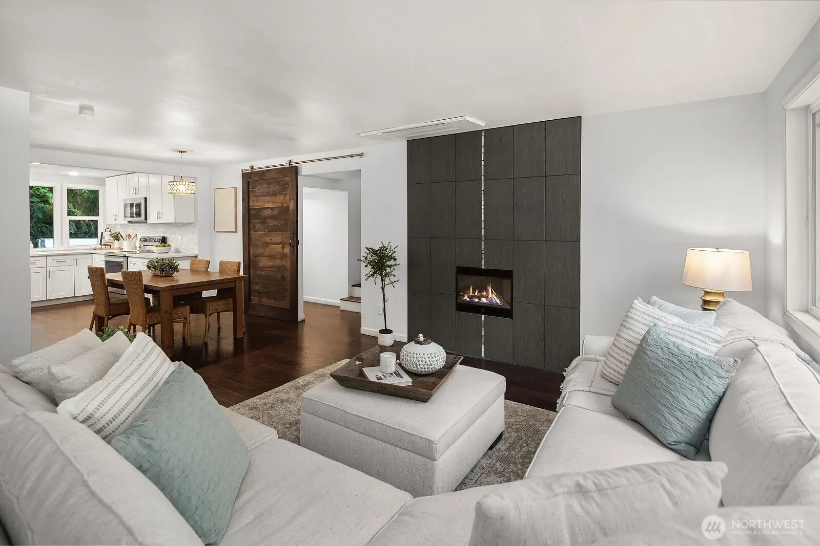 15650 Issaquah Hobart Road SE, Issaquah, WA 98027