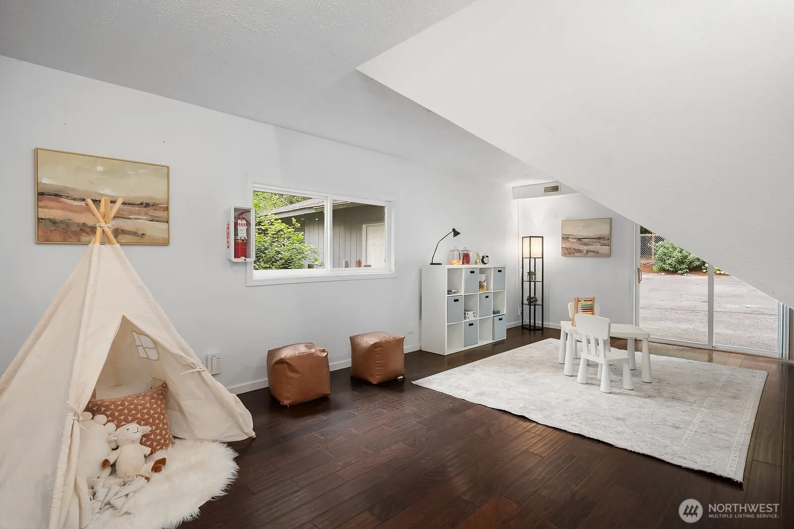 15650 Issaquah Hobart Road SE, Issaquah, WA 98027