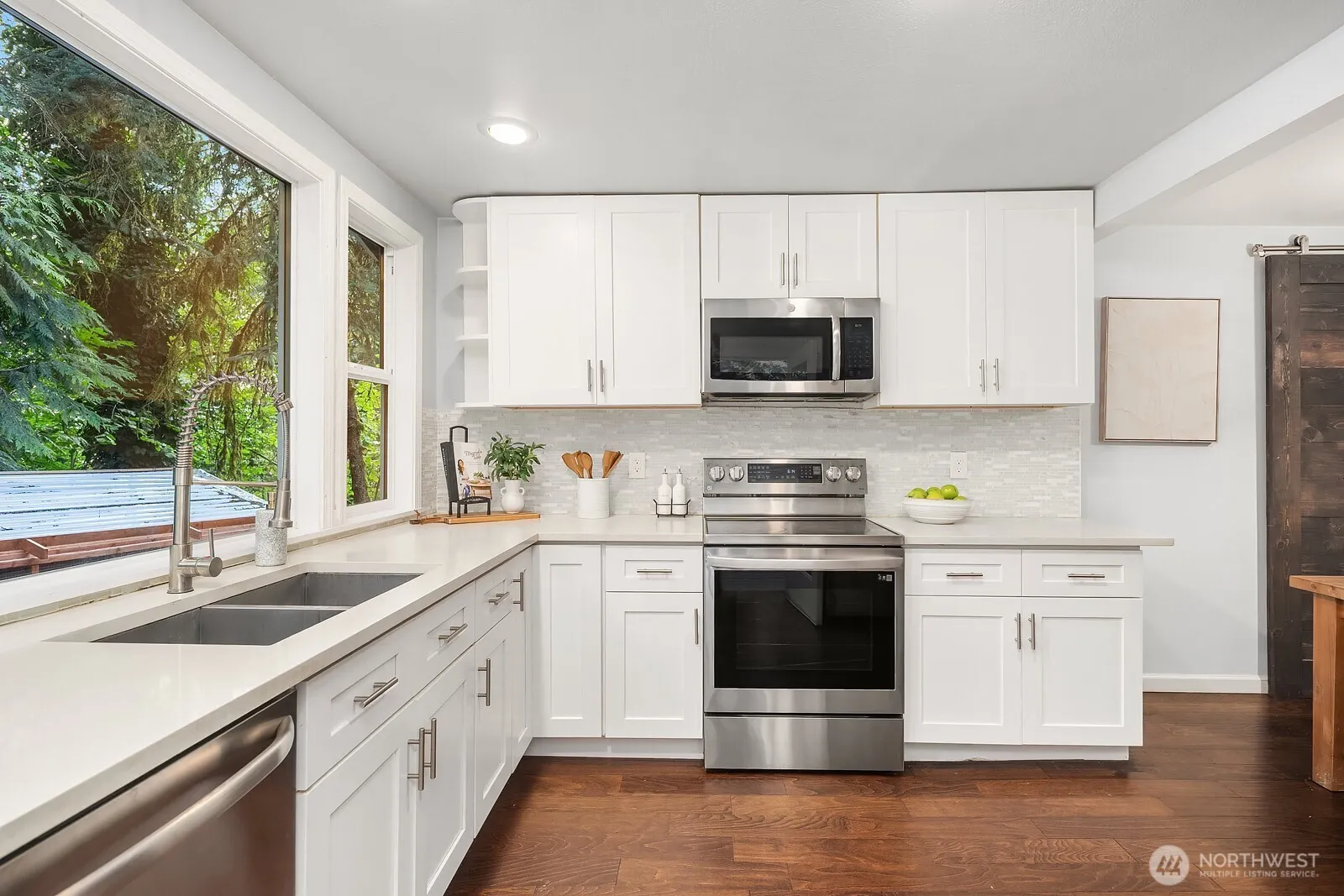 15650 Issaquah Hobart Road SE, Issaquah, WA 98027