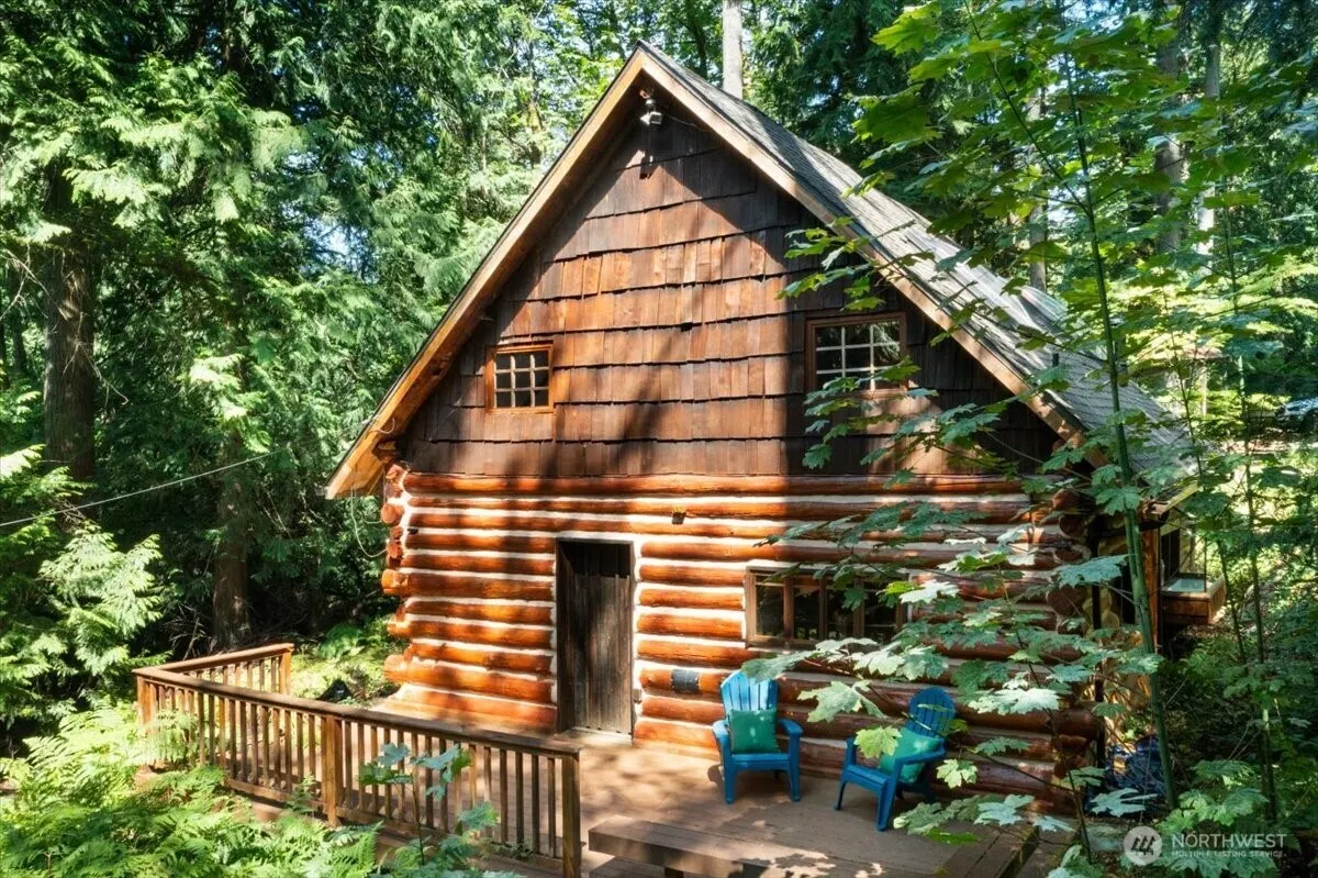 25525 SE Tiger Mountain Road , Issaquah, WA 98027