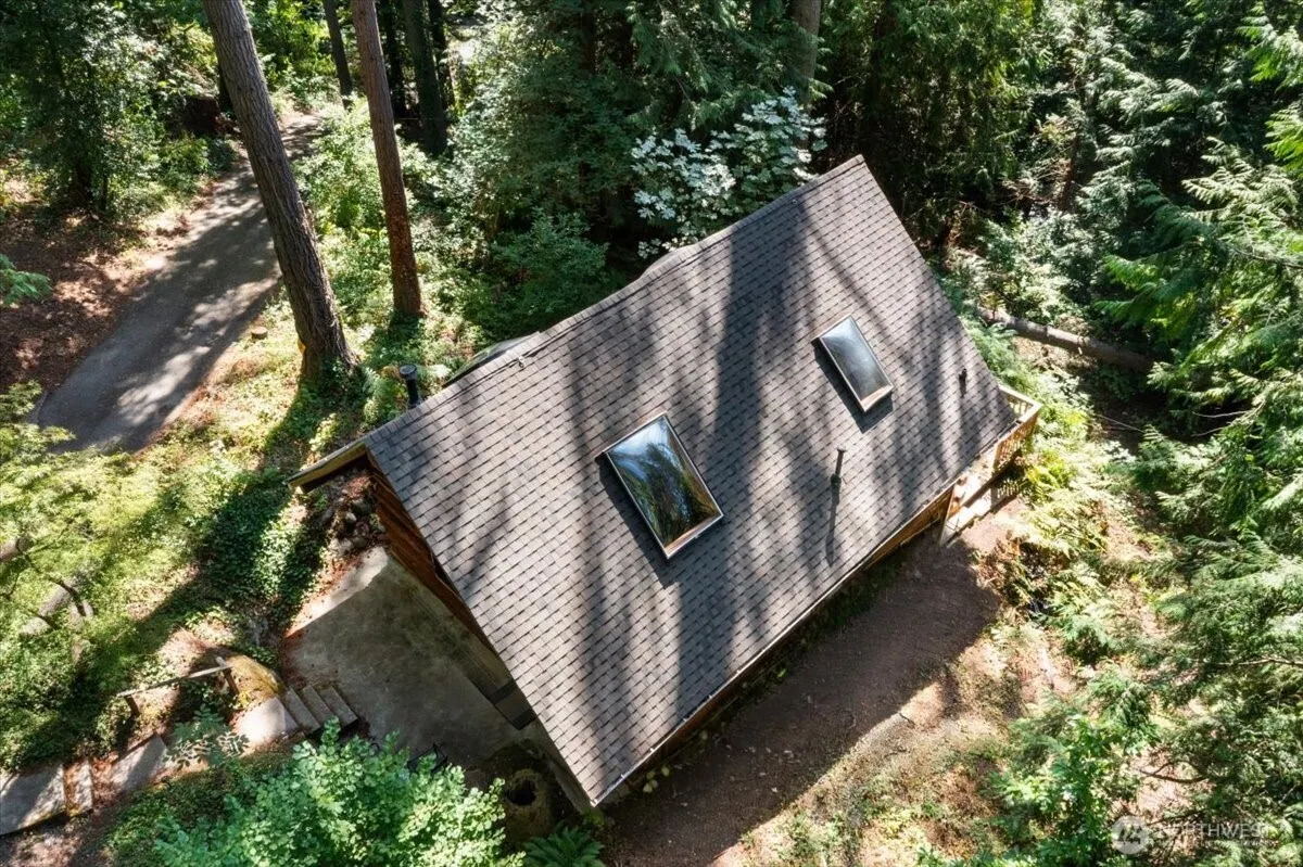25525 SE Tiger Mountain Road , Issaquah, WA 98027