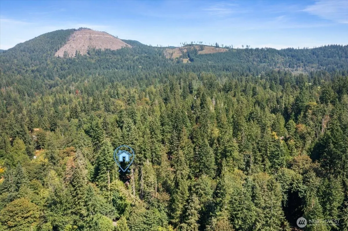 25525 SE Tiger Mountain Road , Issaquah, WA 98027