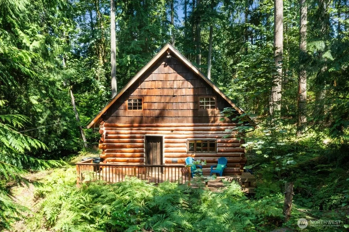 25525 SE Tiger Mountain Road , Issaquah, WA 98027