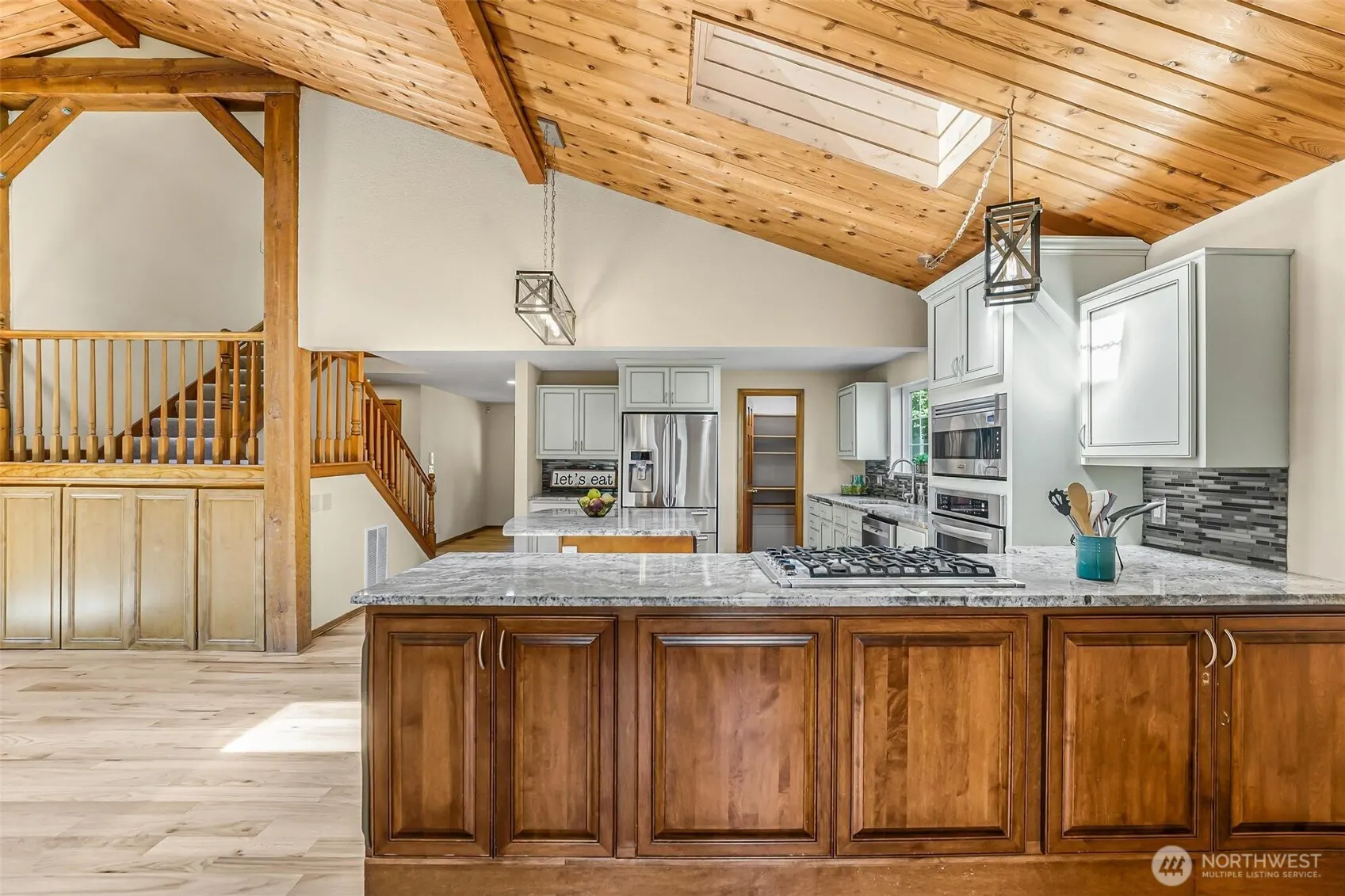 18404 W Spring Lake Drive SE, Renton, WA 98058