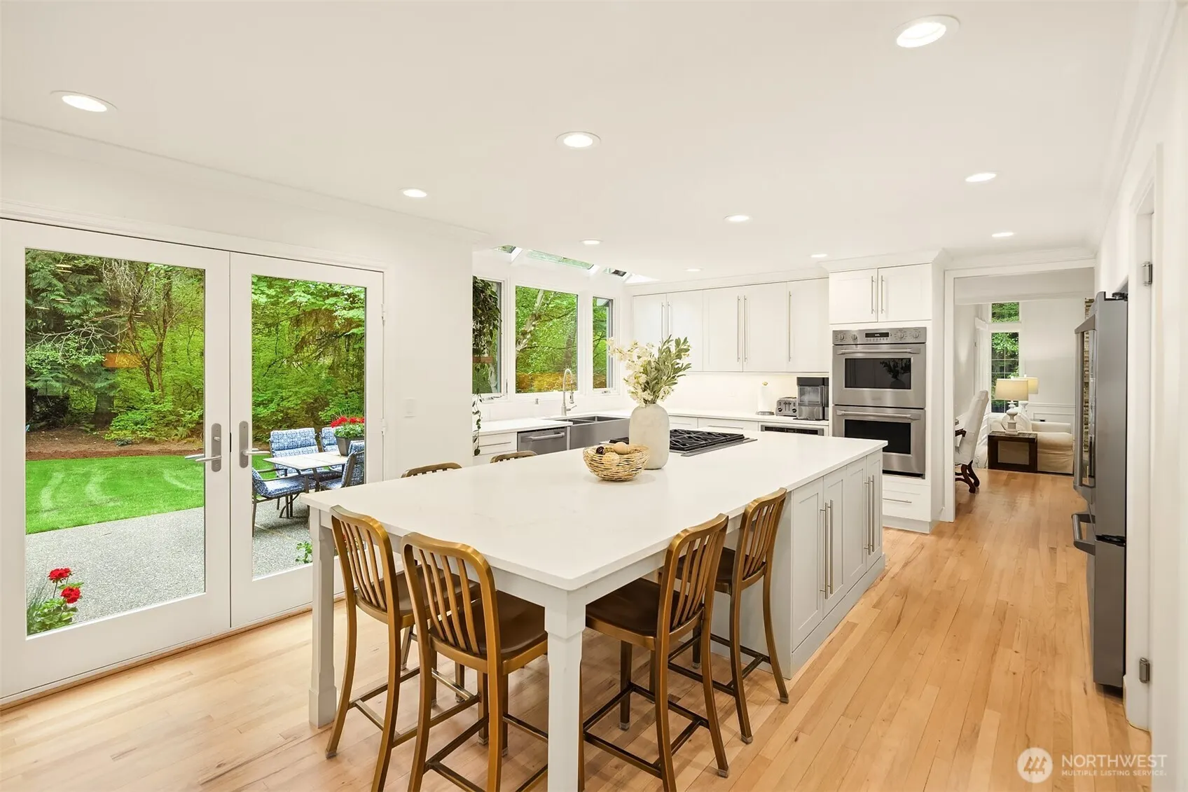 14214 216th Avenue NE, Woodinville, WA 98077