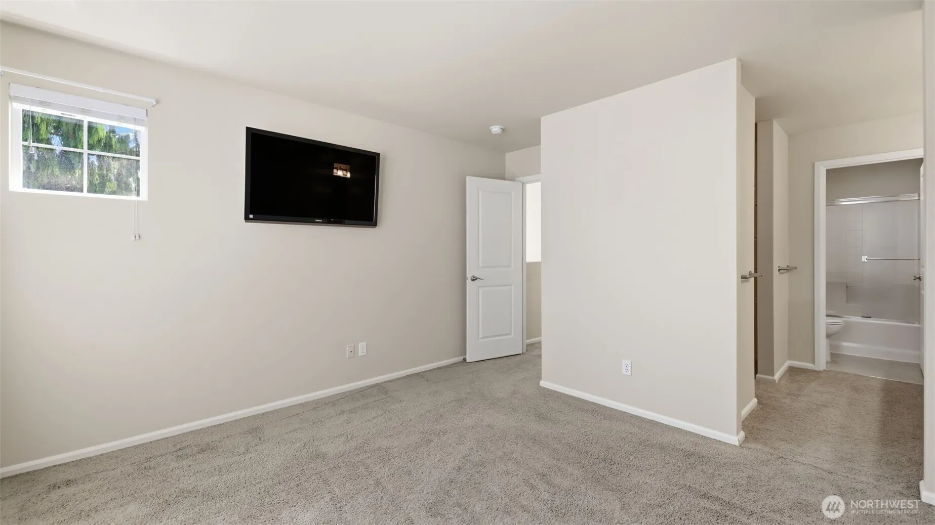 515 225th Place NE #33, Sammamish, WA 98074